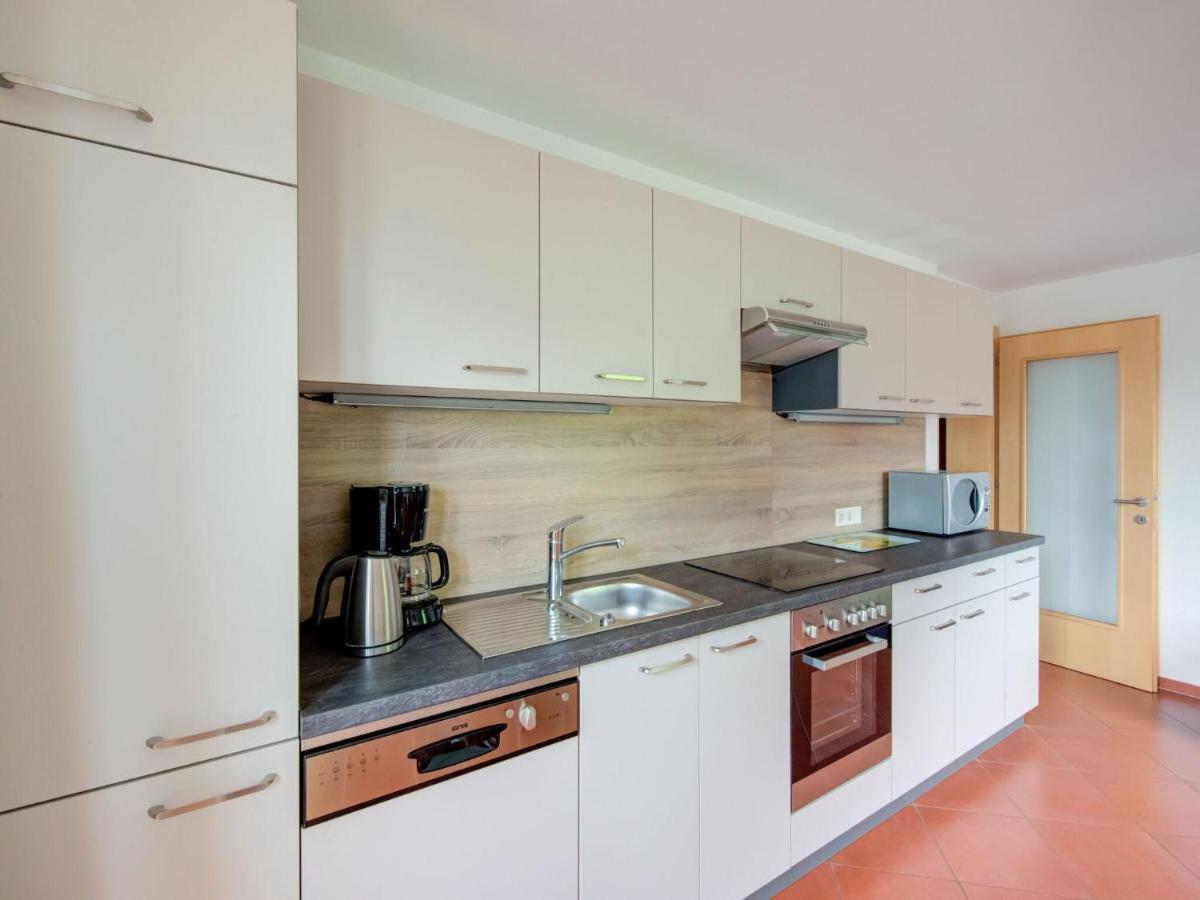 Scenic Apartment In Tirol With Garden Kaltenbach Exterior photo